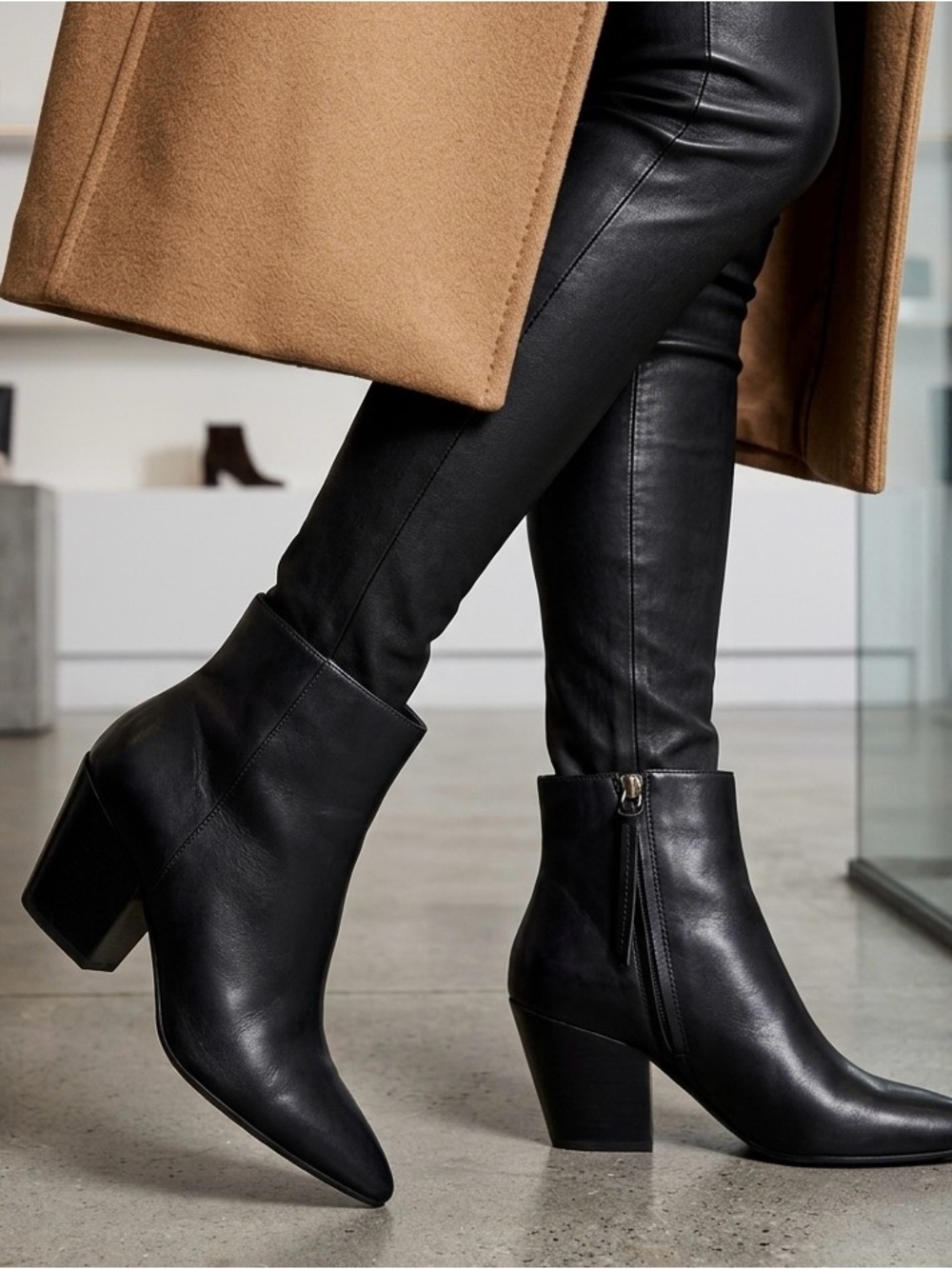 Dolce Vita Black Leather Ankle Boots Sz 8.5